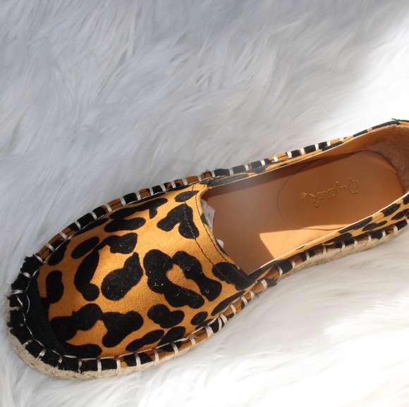 🔥ON SALE 🛍LAST PAIR 👡Leopard shoes - Picture 3 of 4